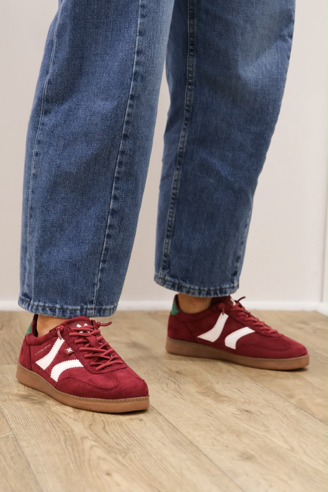 Xti - 144170 Burgundy Slip On Trainer