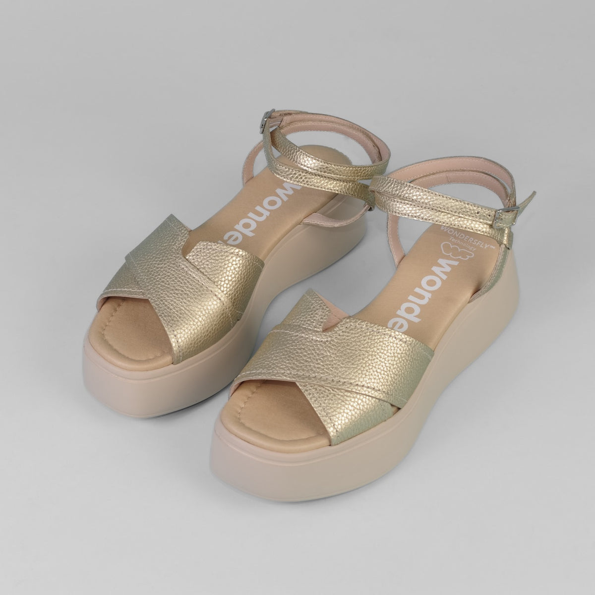 Wonders - A-3712 Gold Platform Sandal