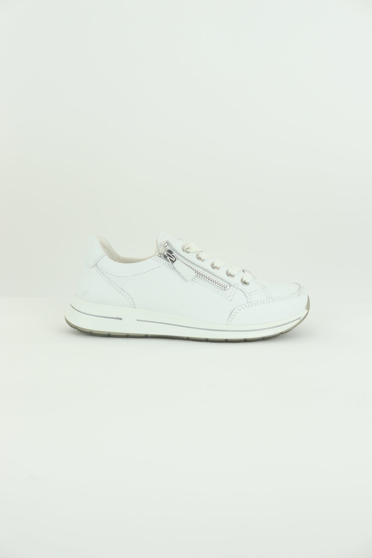 Ara - 55801 White Zip Trainer