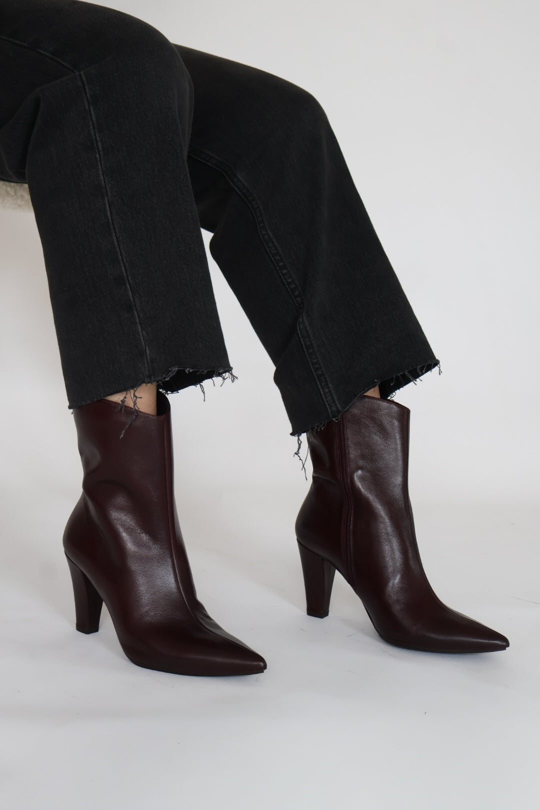 Lodi - Recis Burgundy Ankle Boot