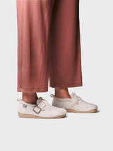 Moni - Cream Buckle Slipper