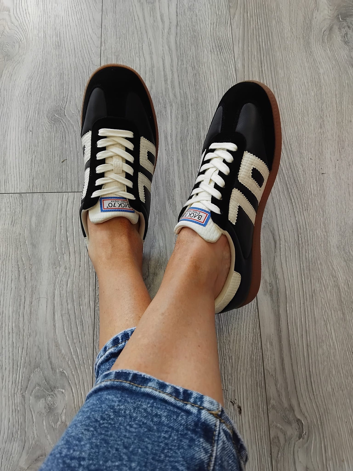 Back 70 - Cloud Black and Cream Trainer