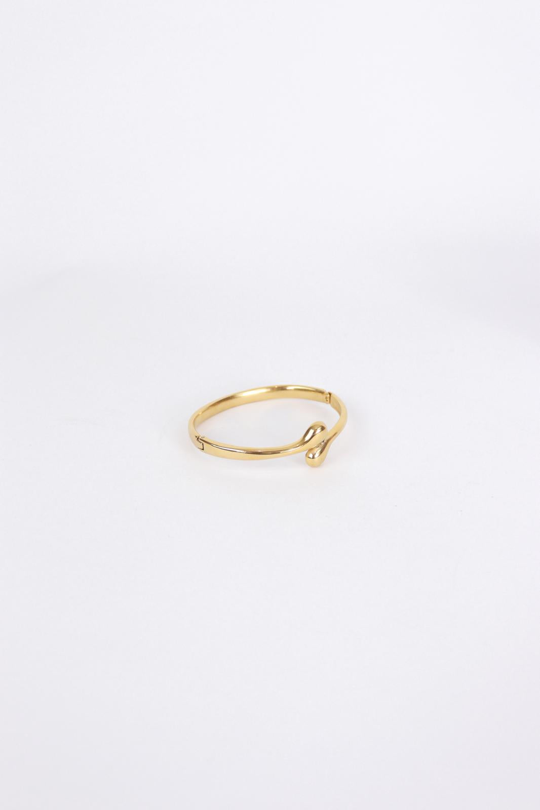 Karen Sampson - J12169 Gold Bracelet