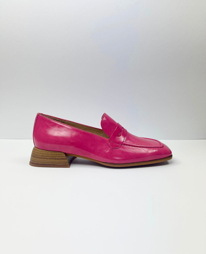 Wonders - C-7122 Pink Patent Loafer