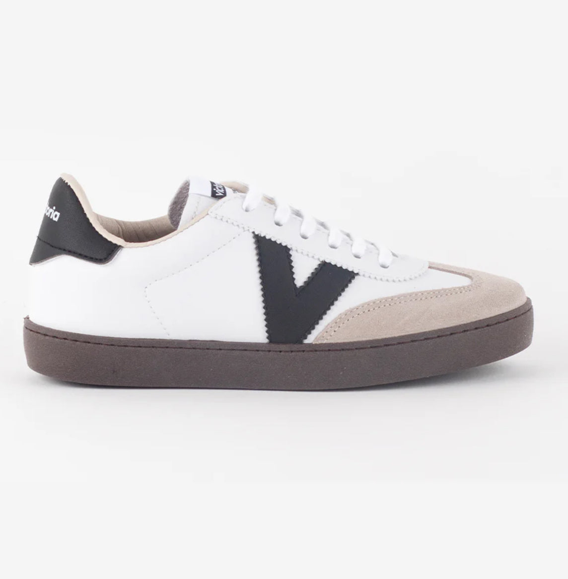 Victoria - White and Black Trainer