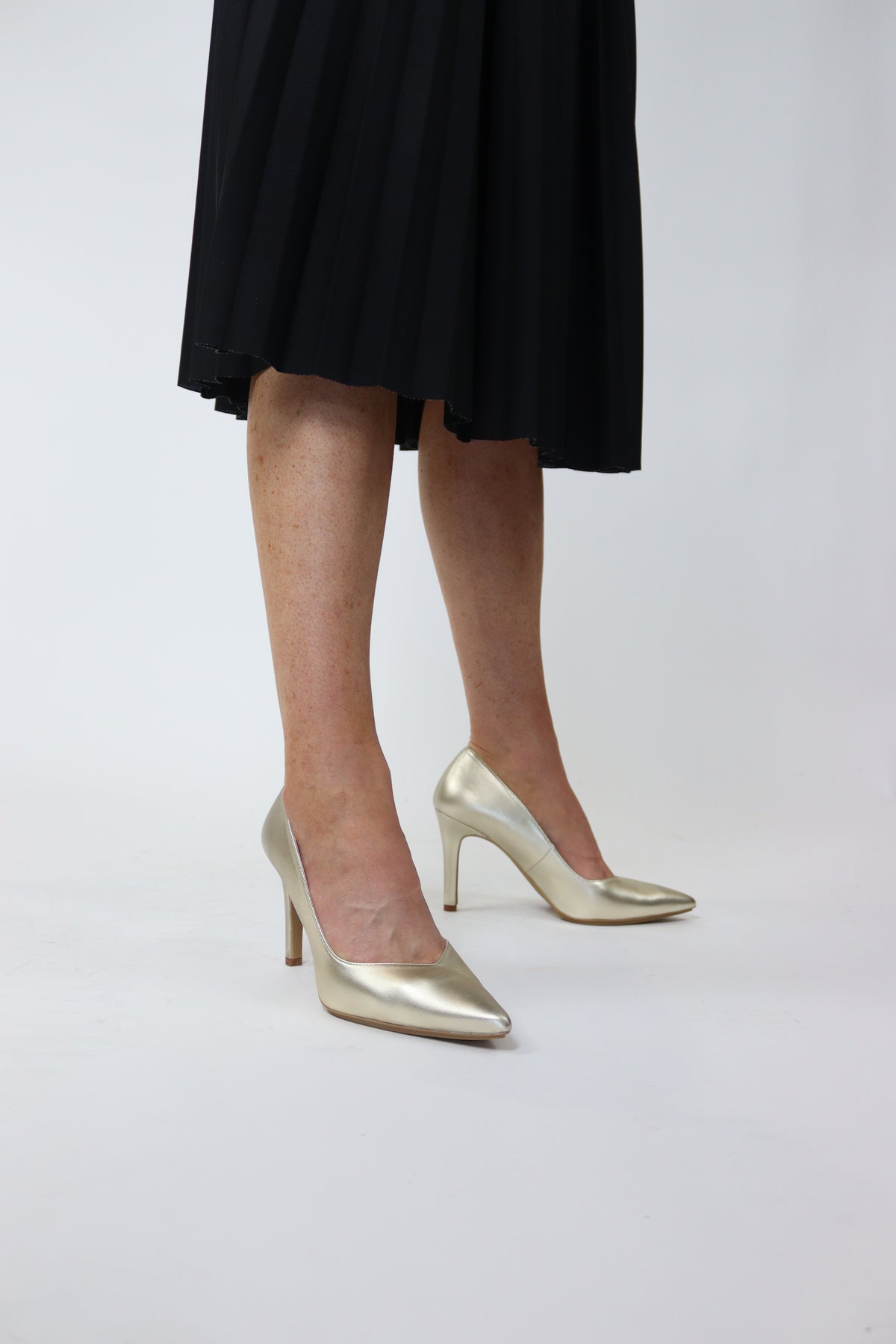Lodi - Rabot Gold Leather Court Shoe