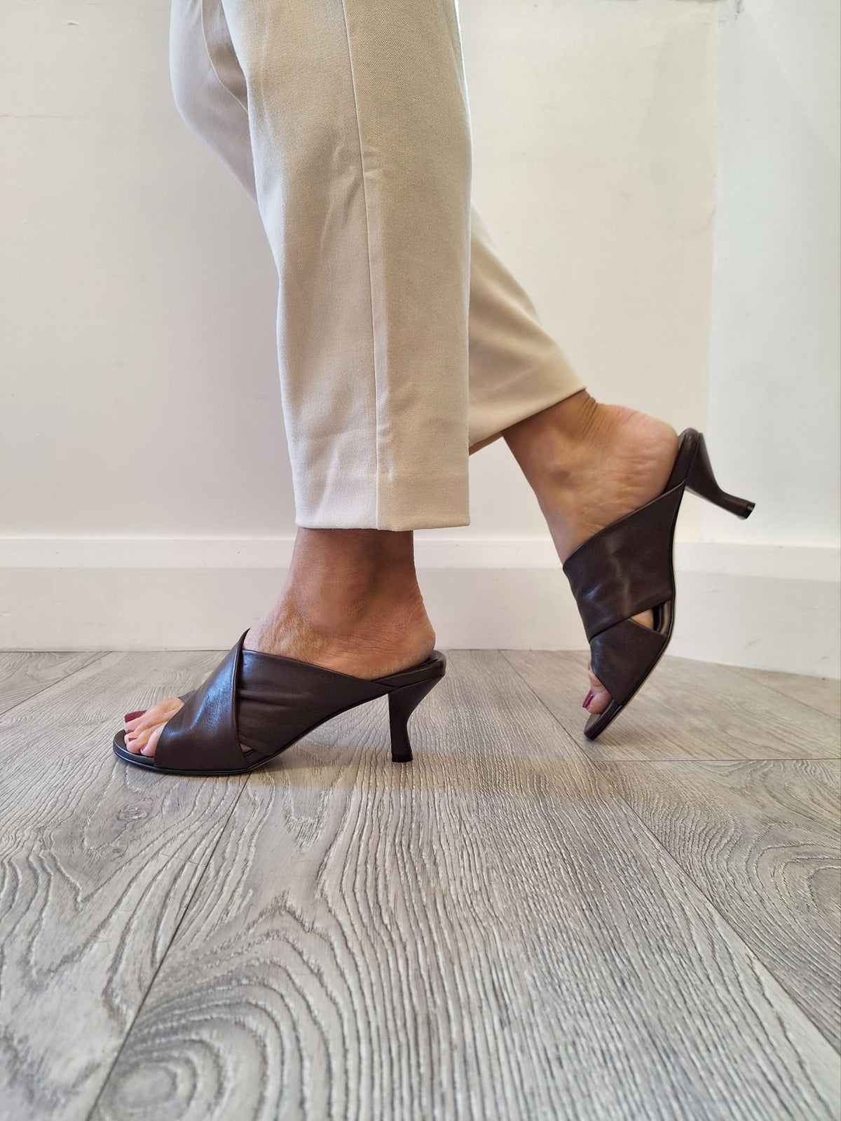 Pomme Dor - 6270 Brown Slide