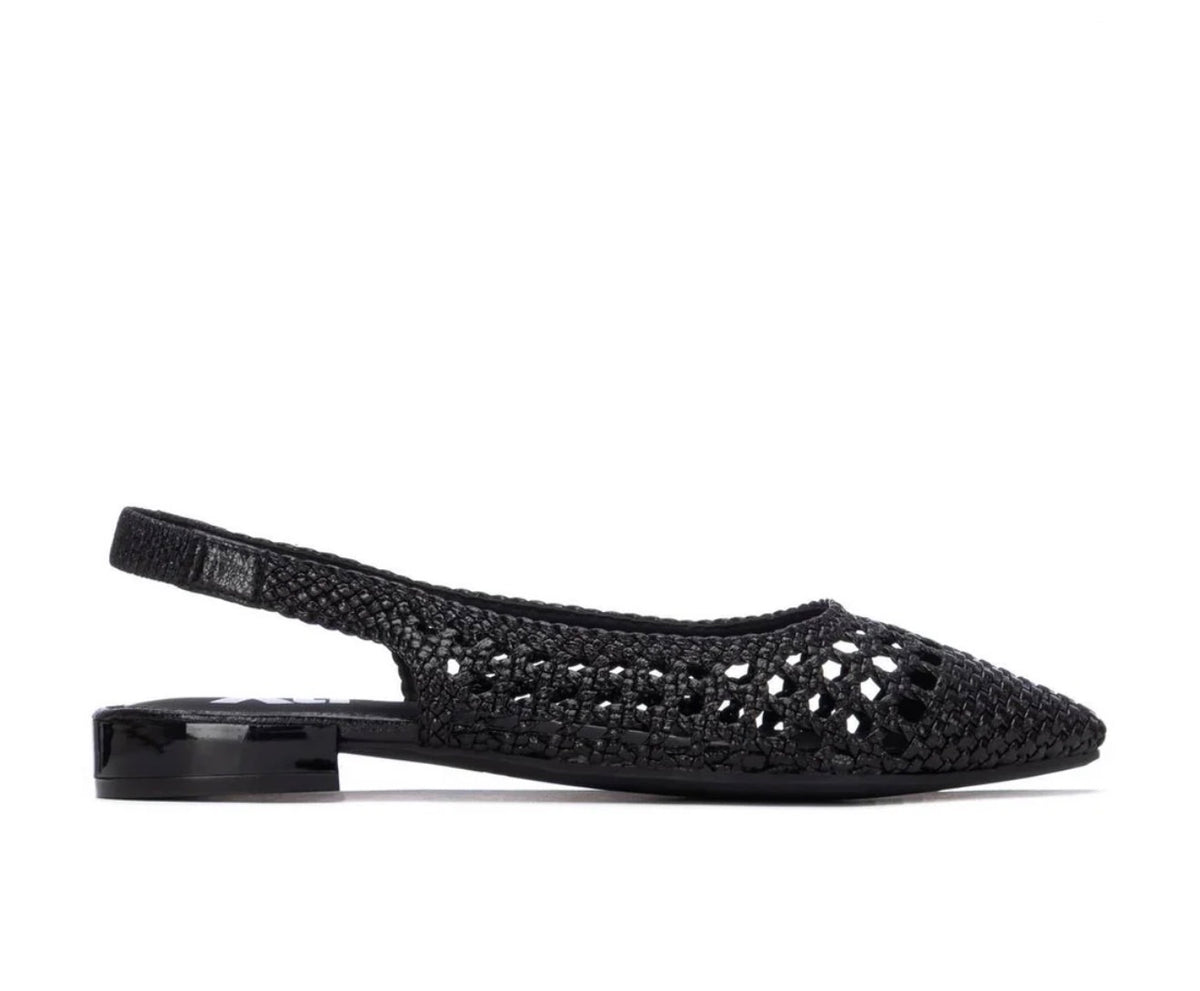 Xti - 145300 Black Slingback