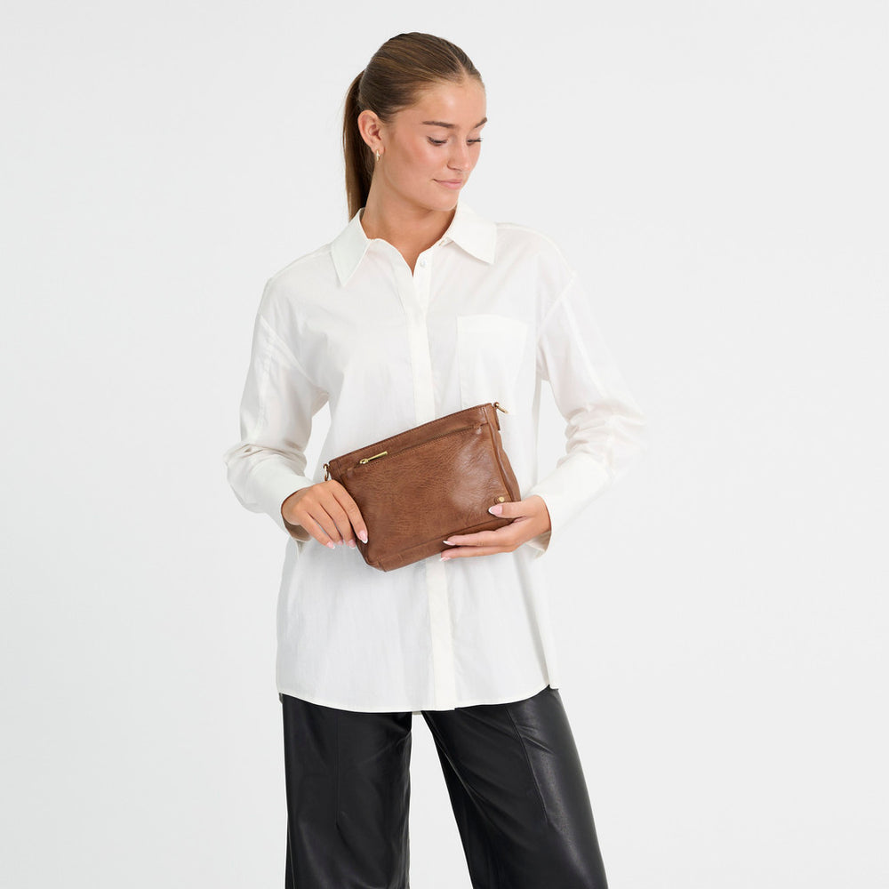 Depeche - 17264 Tan Clutch / Crossbody Bag