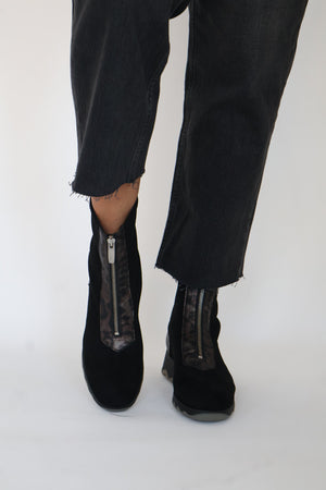 Wonders - C-7632 Black Suede Zip Ankle Boot