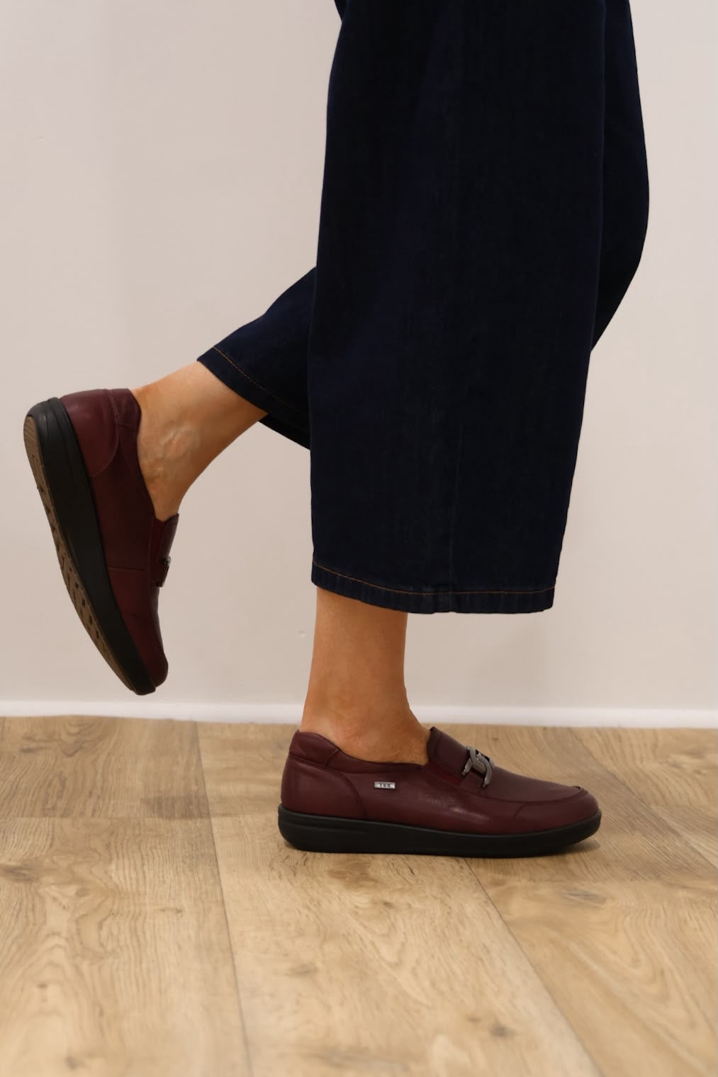 G Comfort - P-6503R Burgundy Waterproof Wedge Loafer