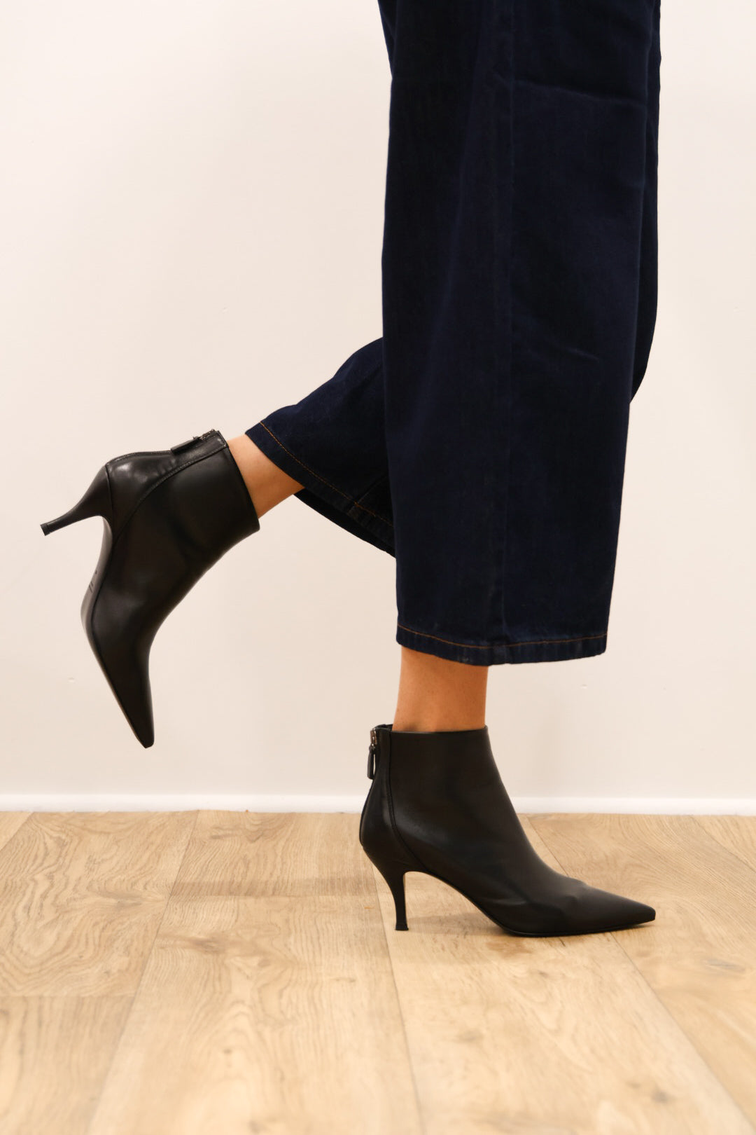Rachels - TAT17 Black Back Zip Ankle Boot