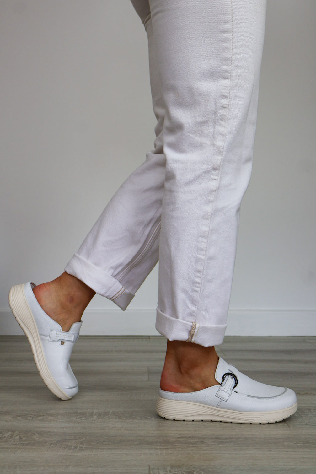 G Comfort - S 8621 White Mule