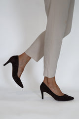 Rachels - Z6047 Brown Suede V Court Shoe