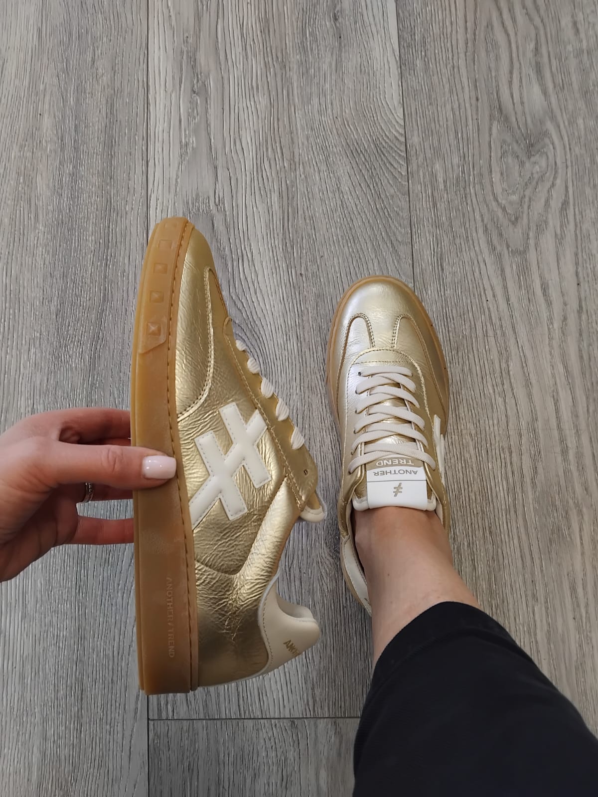 Another Trend - A0382643 Gold Trainer