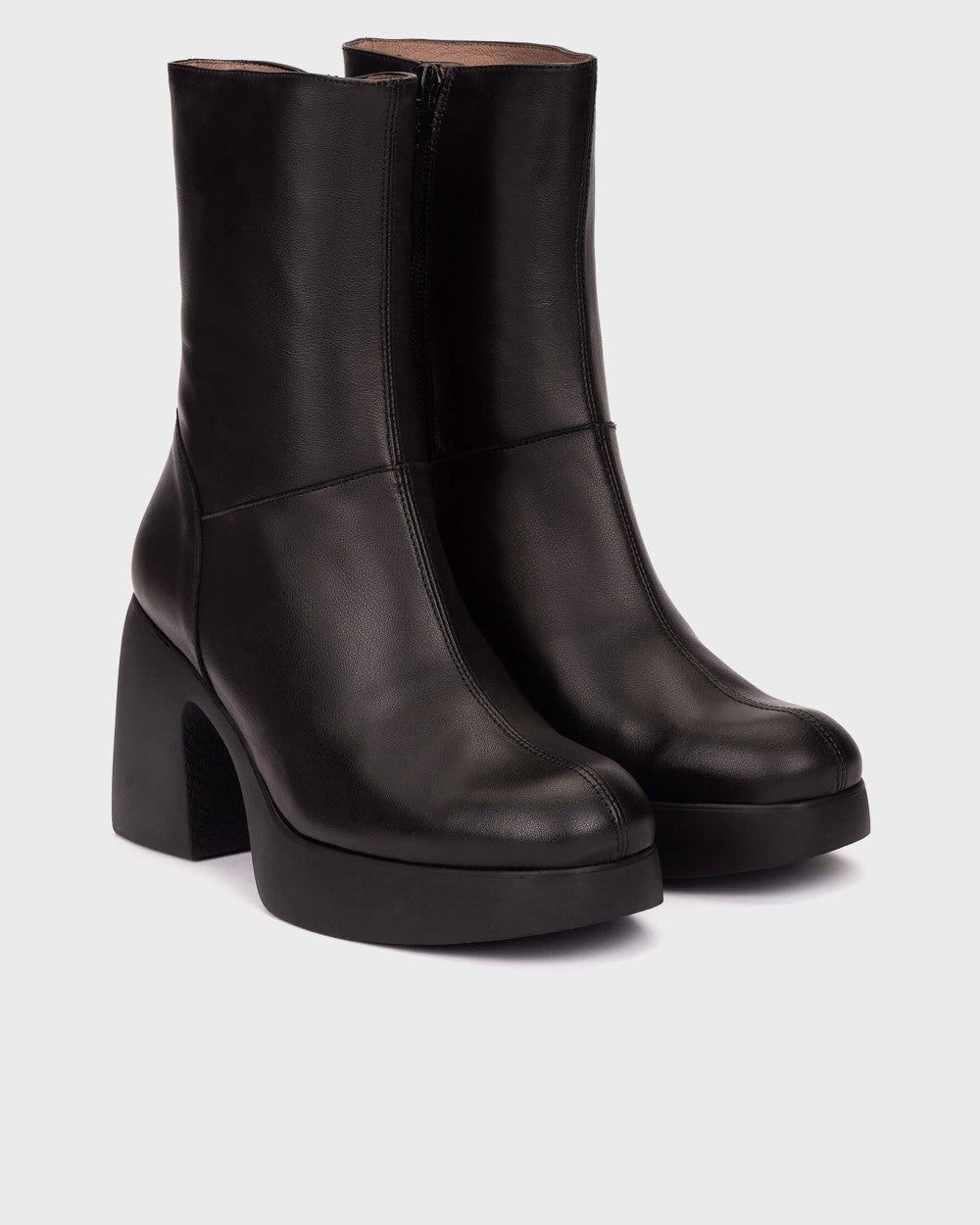 Wonders - H-49101 Black Platform Ankle Boot