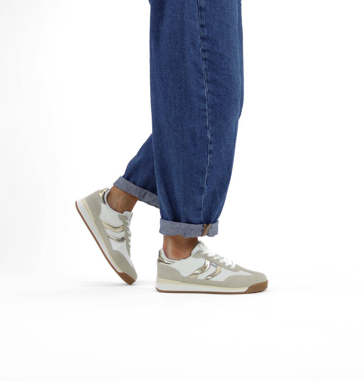 XTI - 145019 White & Gold Trainer