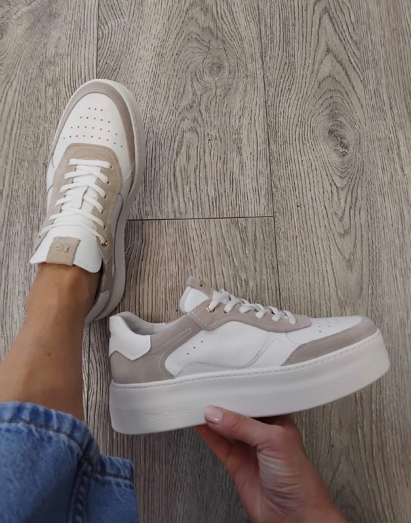 NeroGiardini - E615313D White/ Blush Platform Trainer