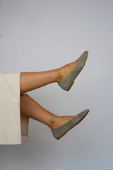 Alpe - 5558 Khaki Stud Pump