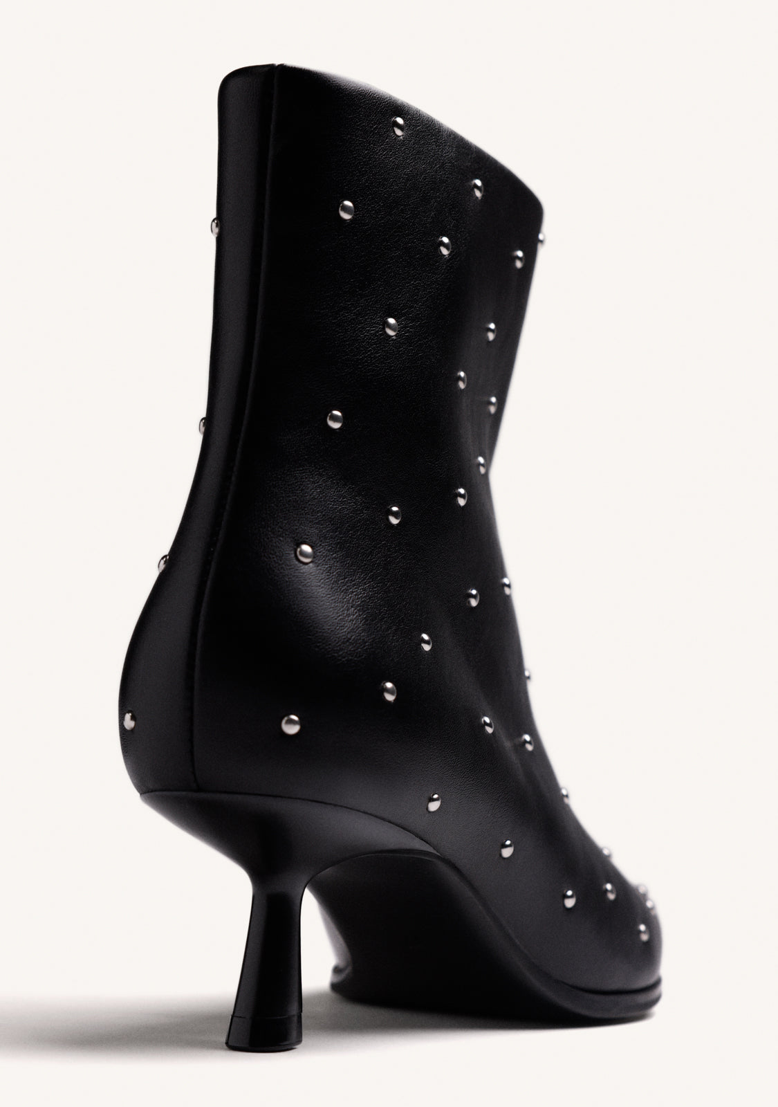Gioseppo - 80821 Black Stud Ankle Boot