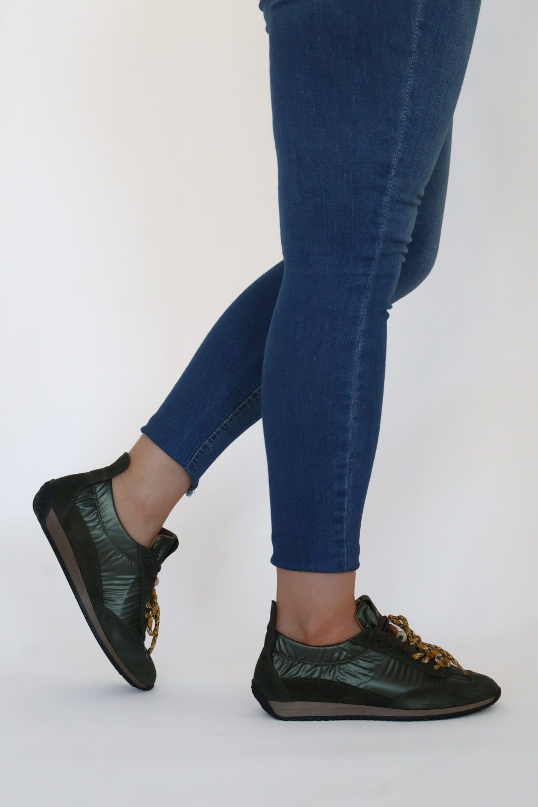 Meline - 721 DM Khaki Trainer