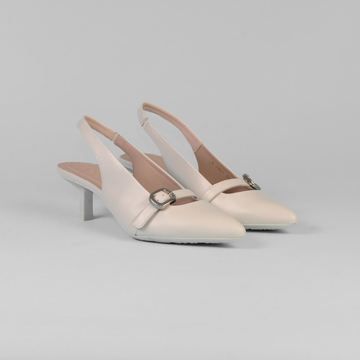 Wonders - G-7101 Ivory Kitten Heel Slingback