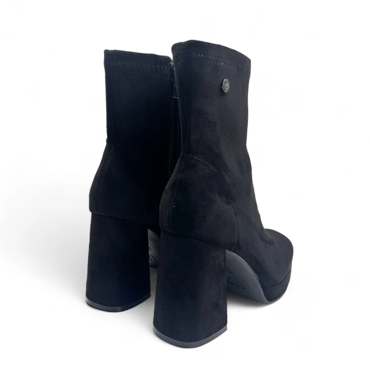 Xti - 143108 Black Suede Platform Boot