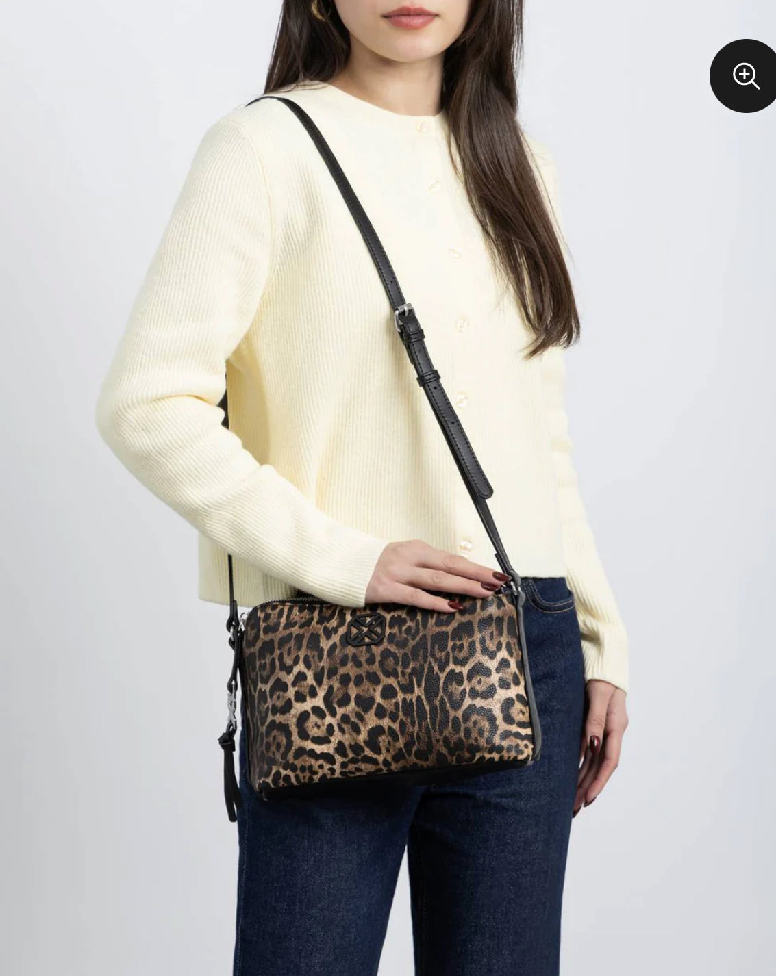 XTI - 184483 Leopard Print Crossbody