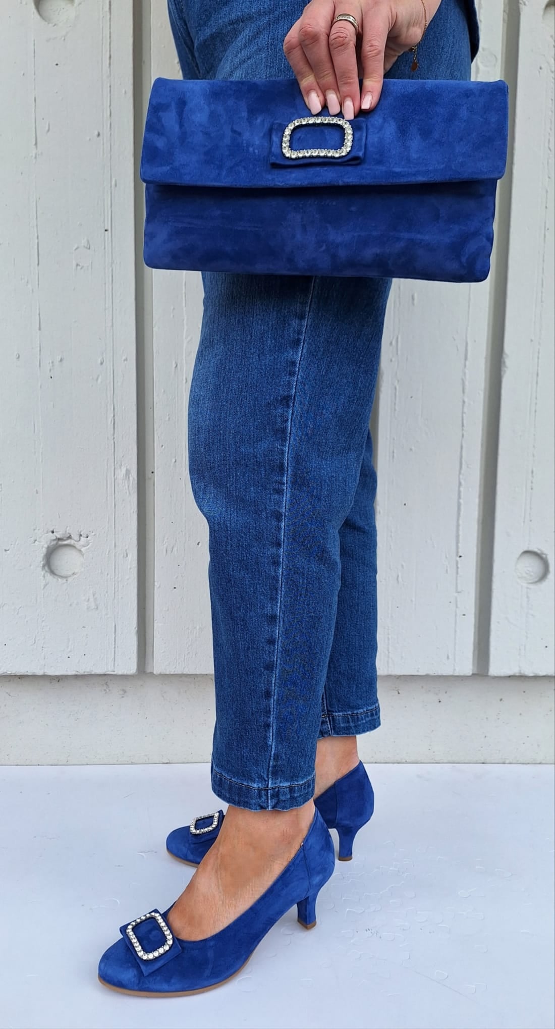 Le Babe - Bomilly Blue Diamonte Clutch