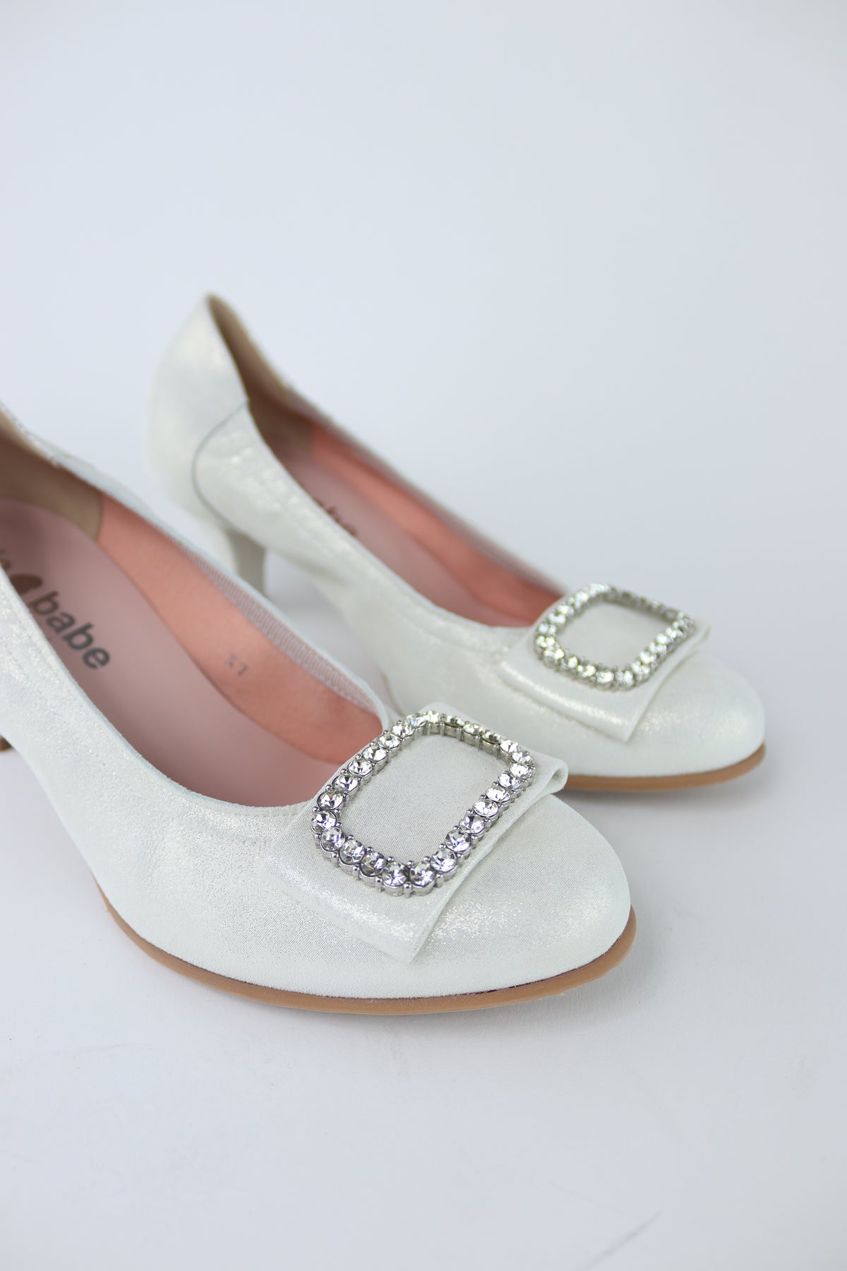 Le Babe - 3037 White/Silver Diamante Court Shoe