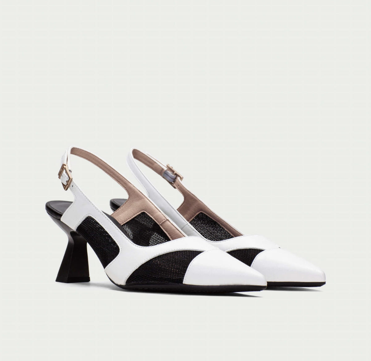 Hispanitas - HV254003 Black and White Slingback