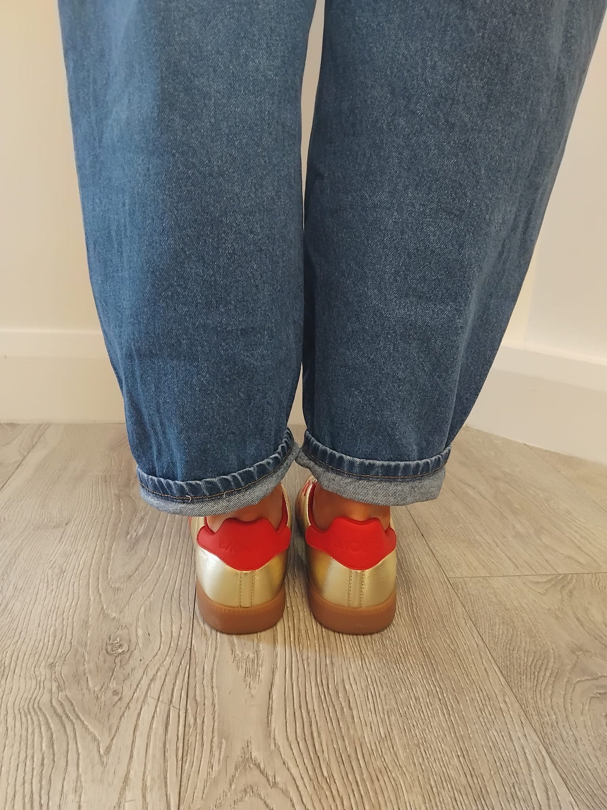Back 70 - Cloud Gold and Red Trainer