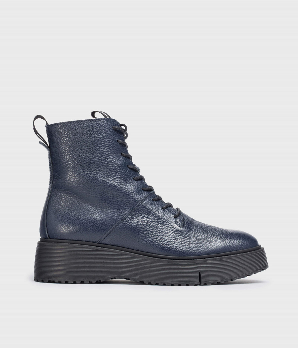 Wonders - A-9350 Navy Doc Boot