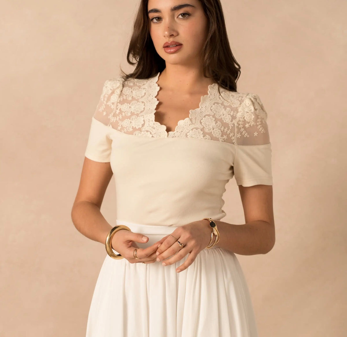 Anna - Beige Laced Top