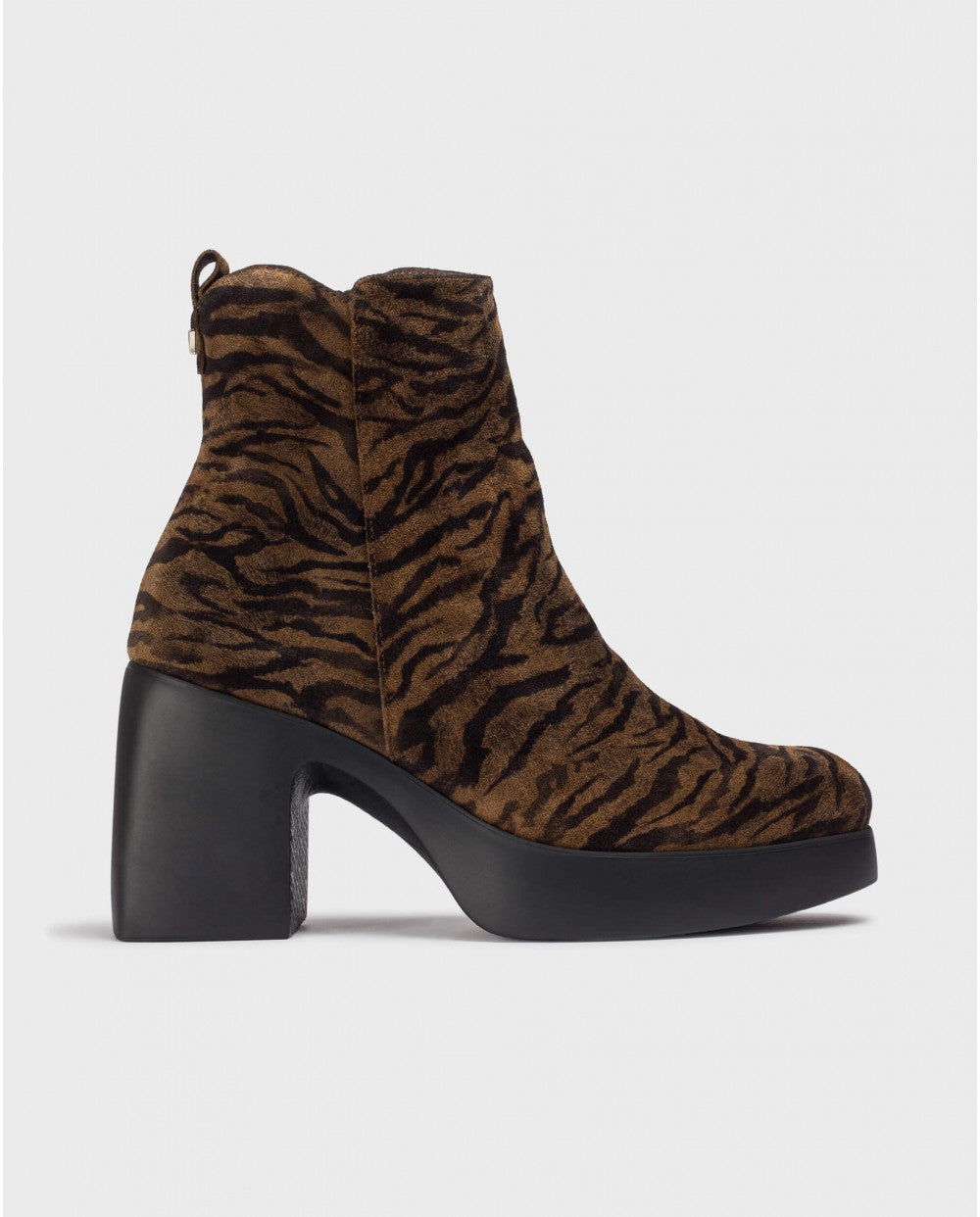 Wonders - H-4981 Leopard Platform Ankle Boot
