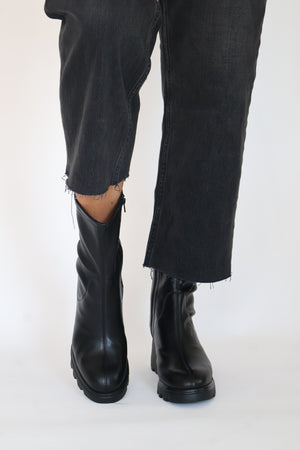 Wonders - G-7030 Black Wedge Boot
