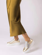 Wonders - A-2650 Gold Platform Trainer