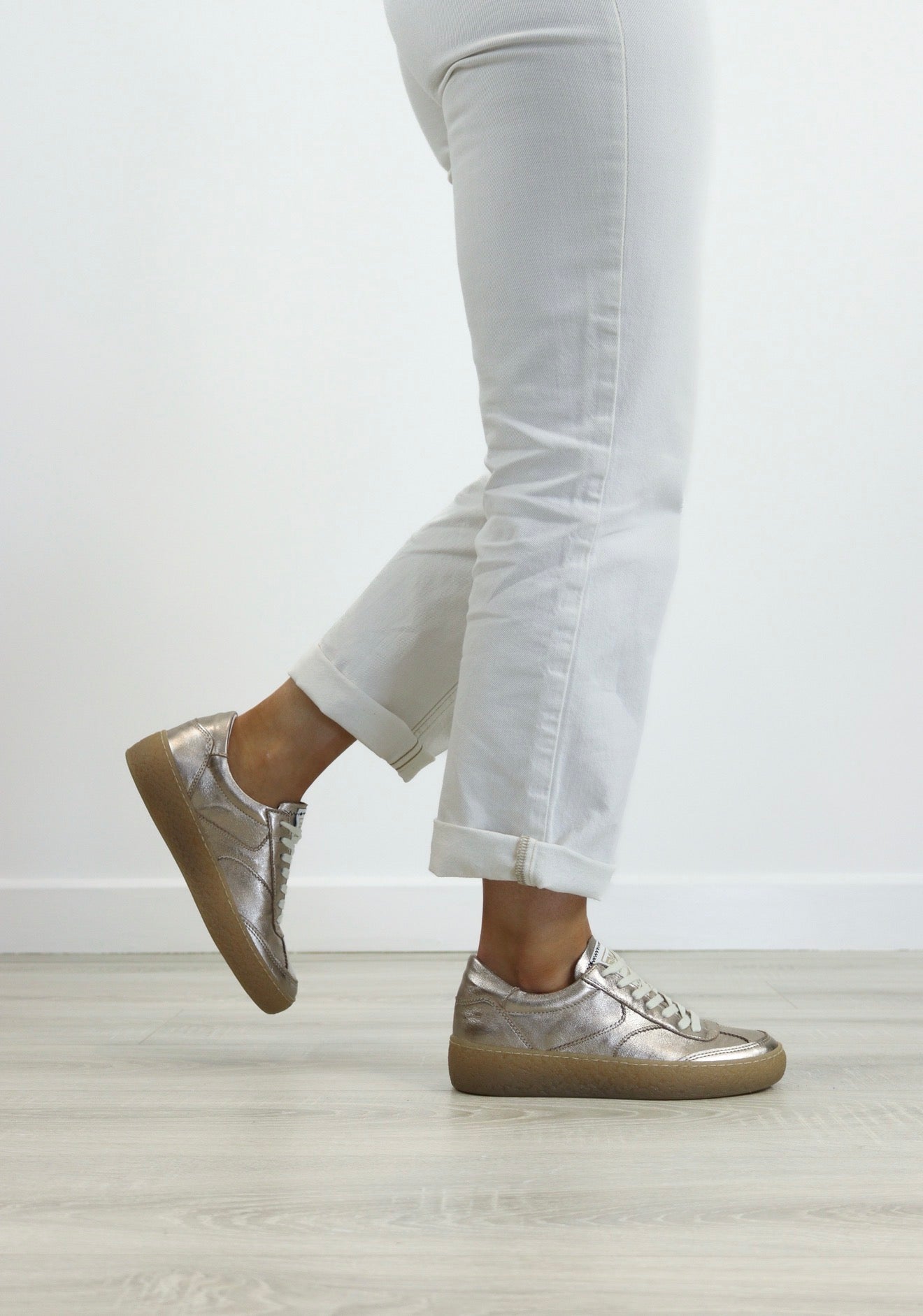 Meline - 5 SN Metallic Gold Trainer