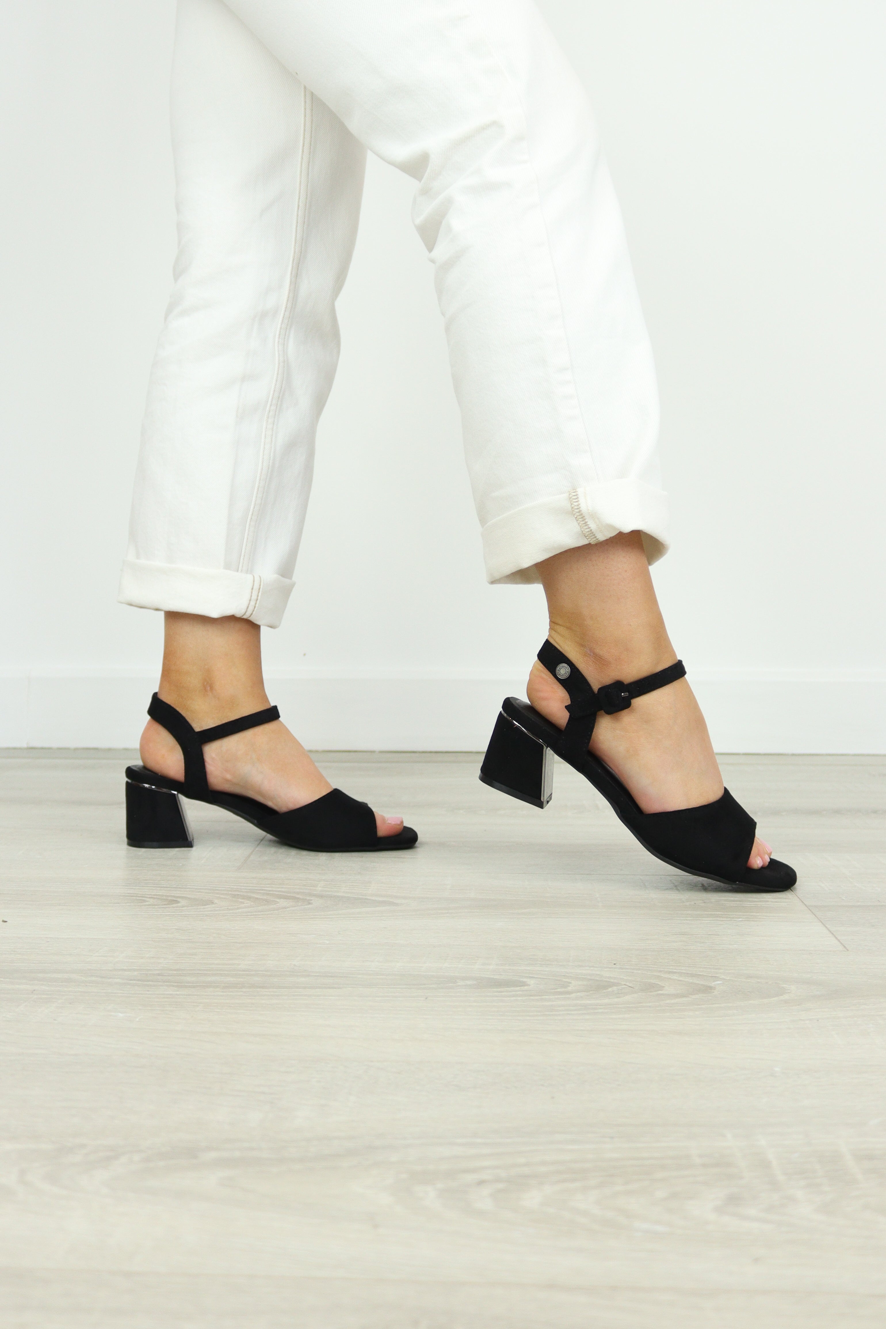 Refresh - 175088 - Black Sandal