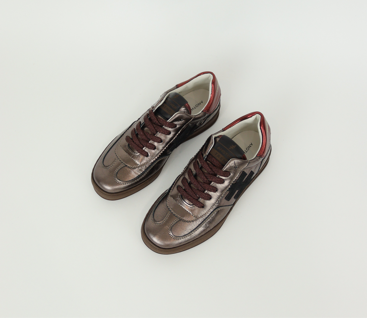 Another Trend - A032 [Smoke] Bronze & Red Trainer