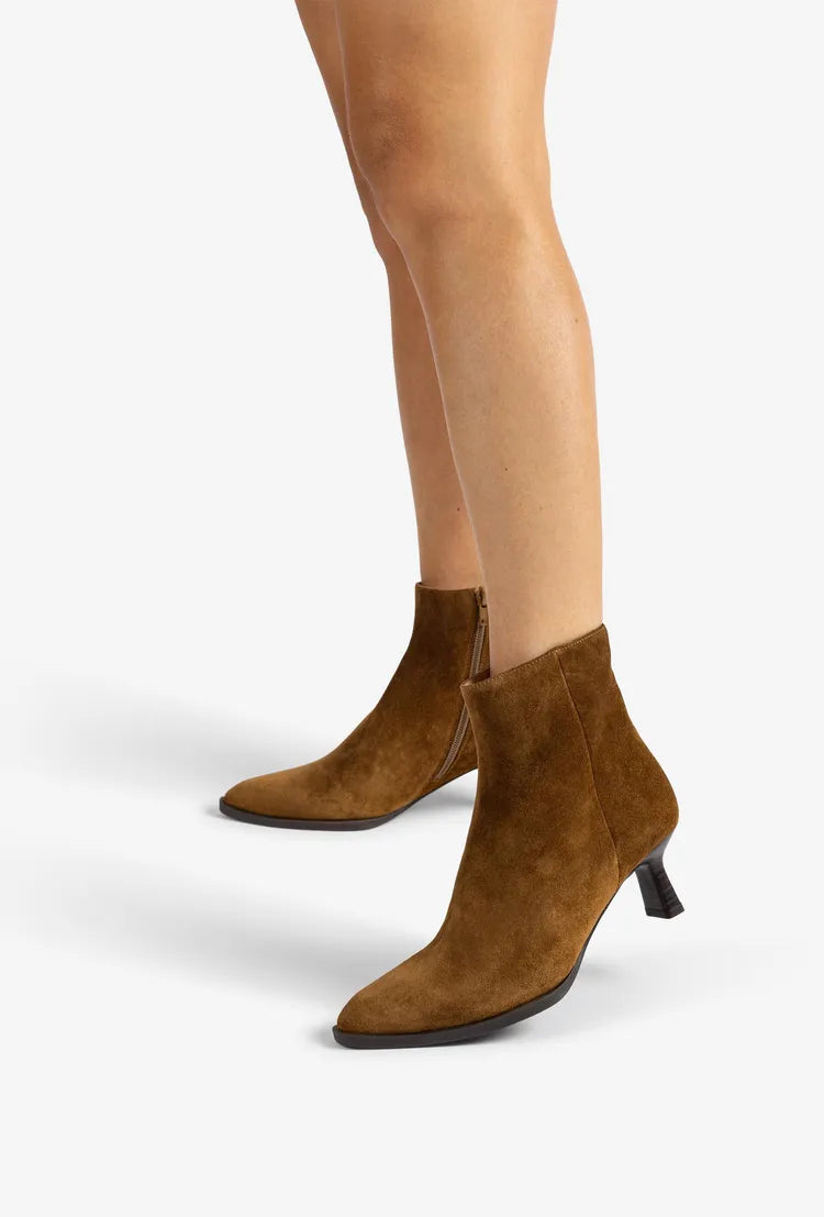 Unisa - Lomas Tan Ankle Boot