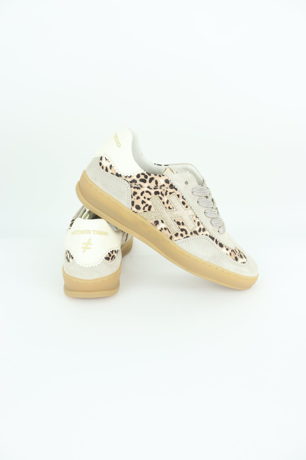 Another Trend - A032 Leopard Trainer