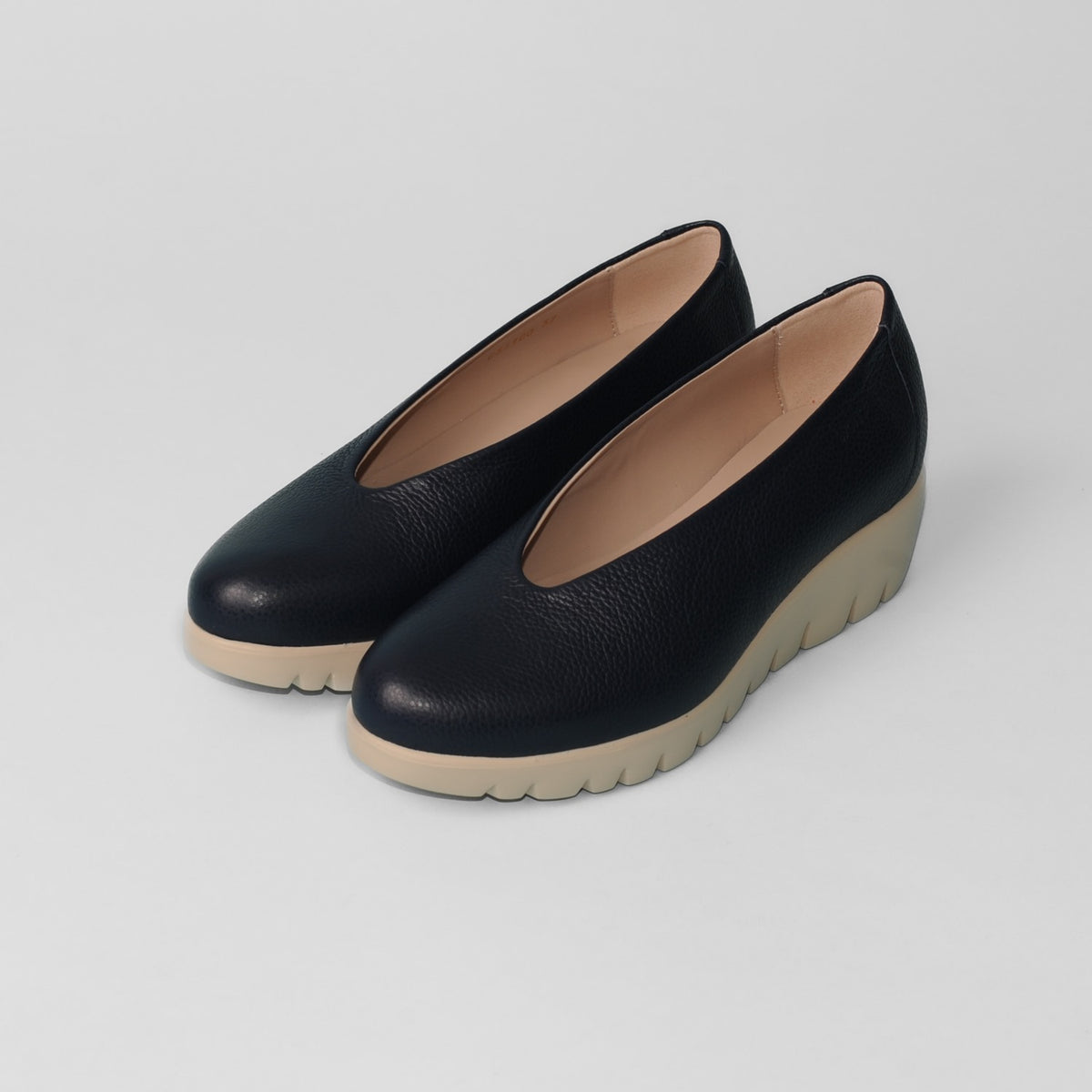 Wonders - C-33100 Navy “Fly” Wedge Shoe