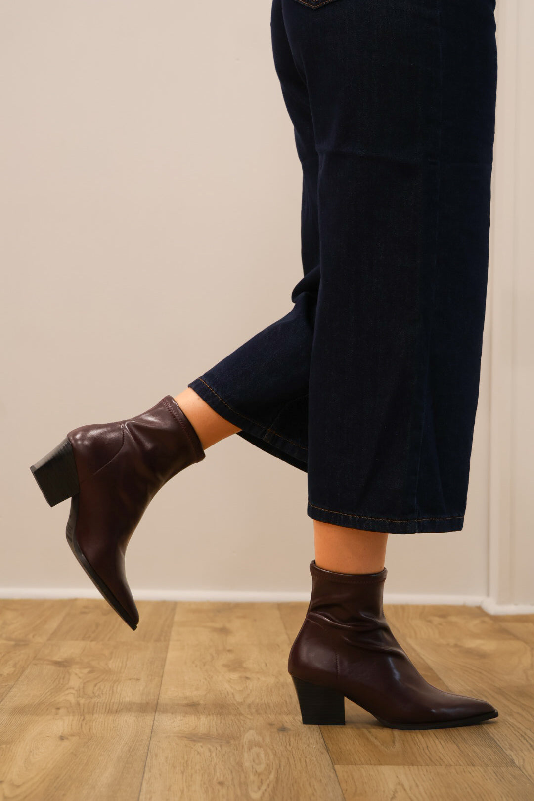 Miss Elastic - 78151 Burgundy Ankle Sock Boot