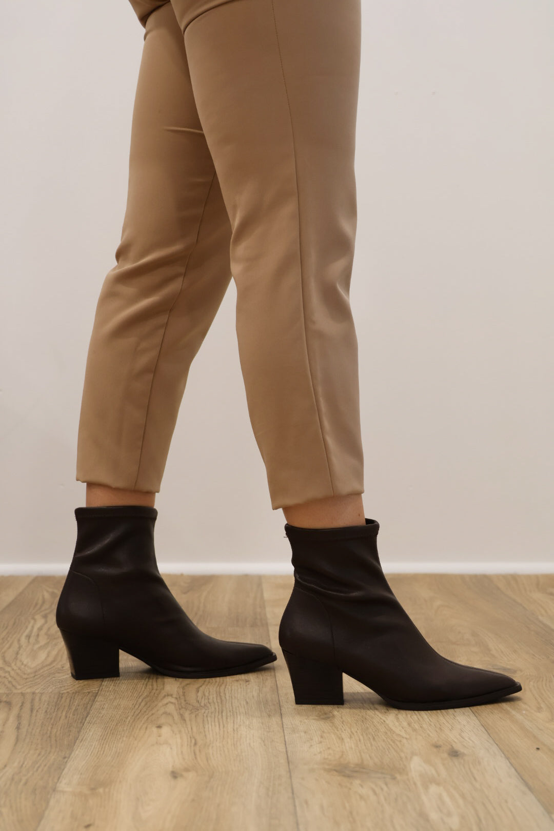 Miss Elastic - 78151 Chocolate Brown Ankle Boot
