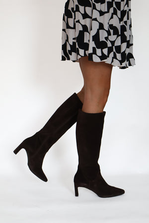 Wonders - M-6305 Black Suede Knee high