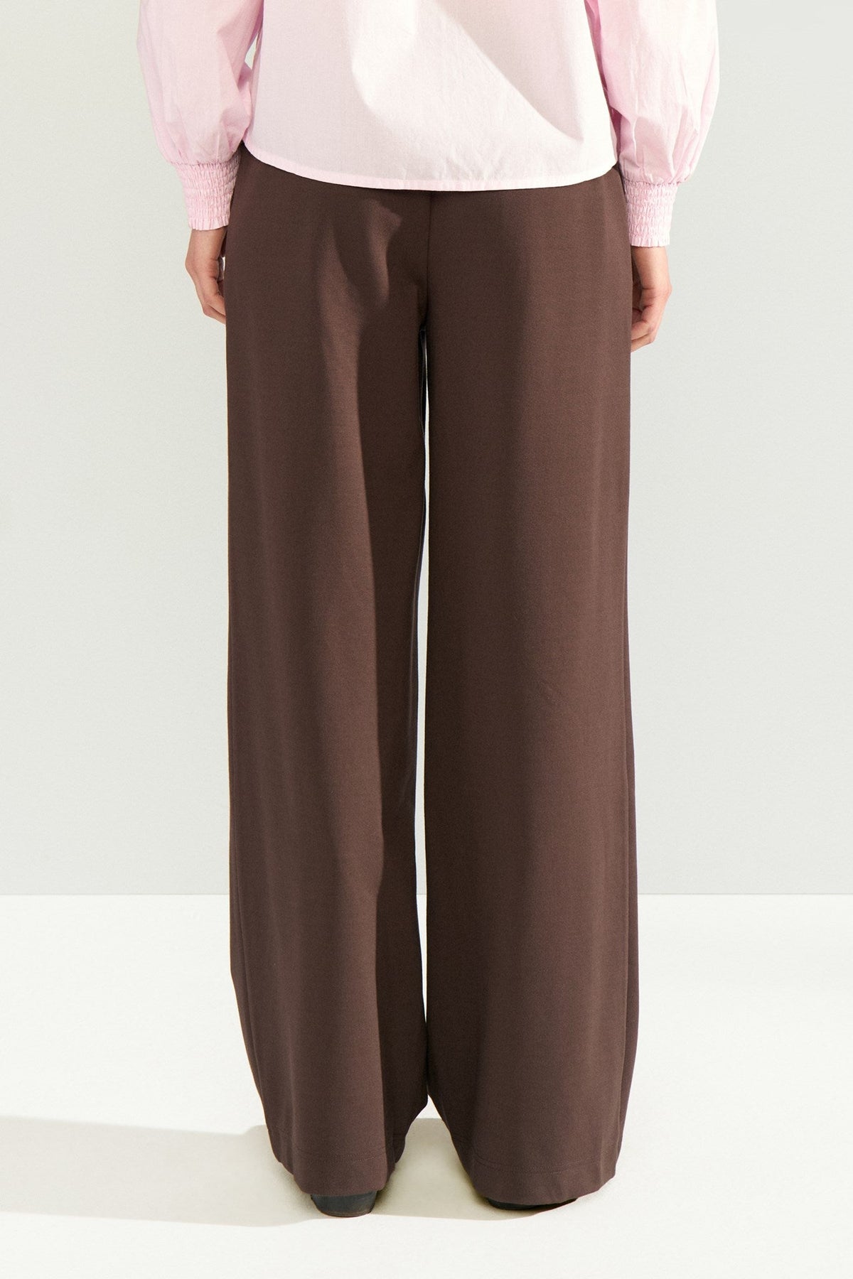 Numph - Nuathena Brown Elasticated Trousers