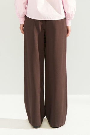 Numph - Nuathena Brown Elasticated Trousers