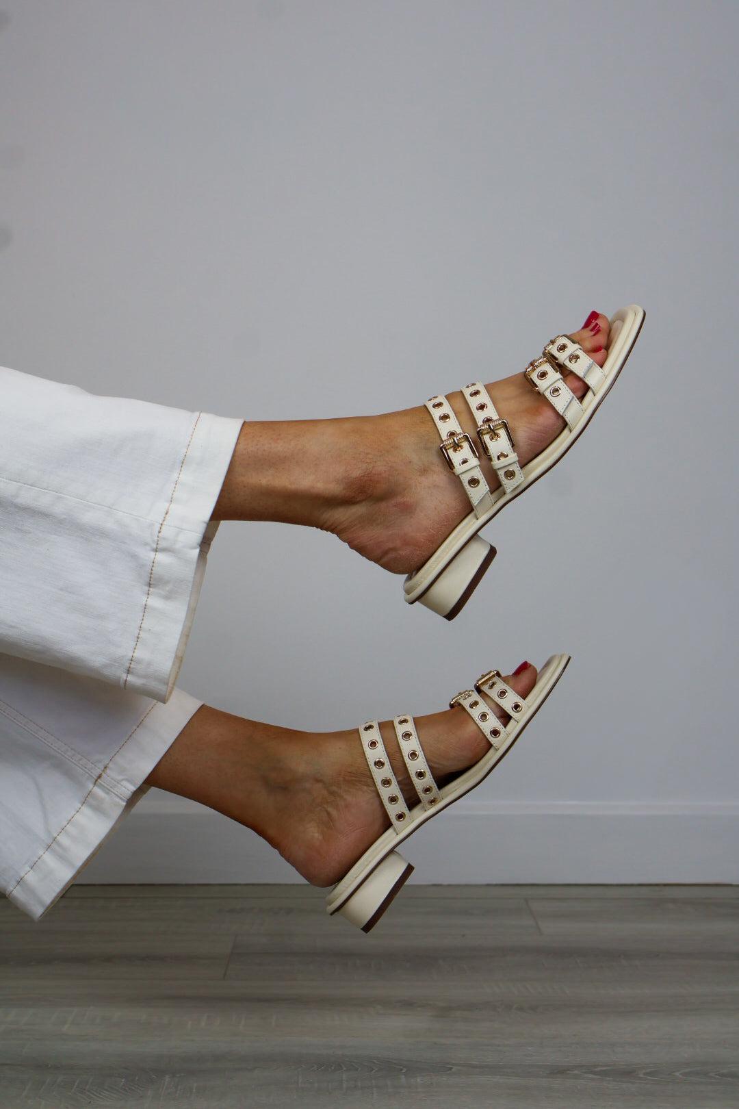 Lodi - A-Perseo Cream Stud Slide