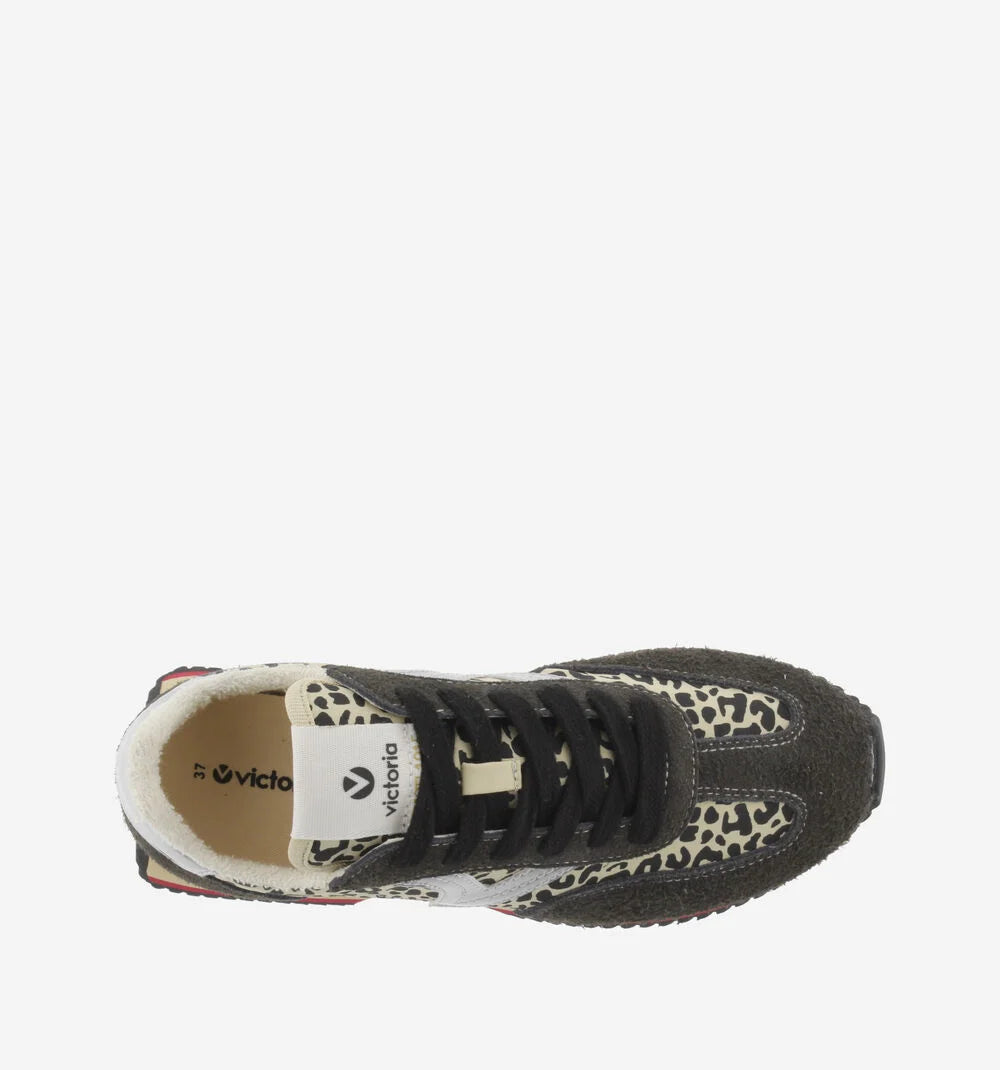 Victoria - 1 134116 Black and Cream Print Trainer